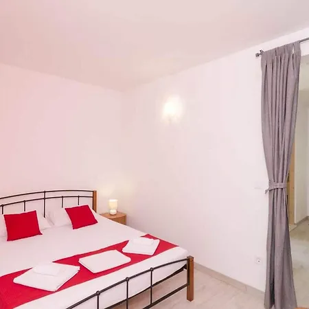 Apartment Matu Ko Mljet - One Bedroom With Balcony And Sea View *
